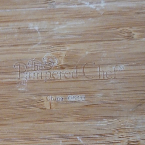 Pampered Chef Wood Salad Serving Bowl - Picture 3 of 6